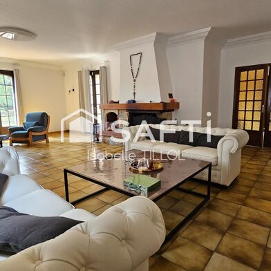 Maison 6 pièces 299250 €