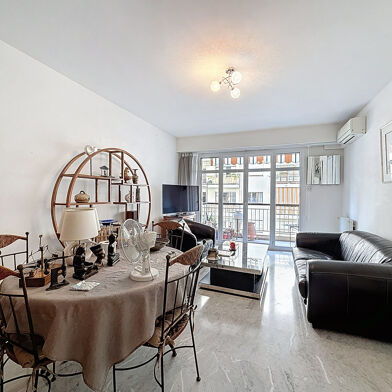 Appartement 3 pièces 393000 €