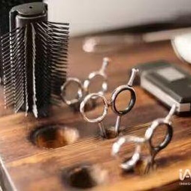 Commerce  110000 €