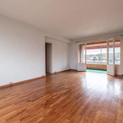 Appartement 4 pièces 159000 €
