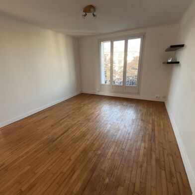 Appartement 3 pièces 143640 €