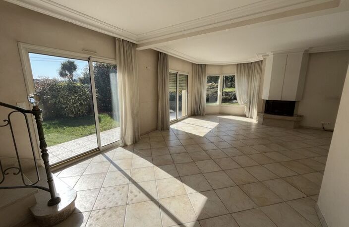 Contemporaine de 5 pièces principales — photo 5