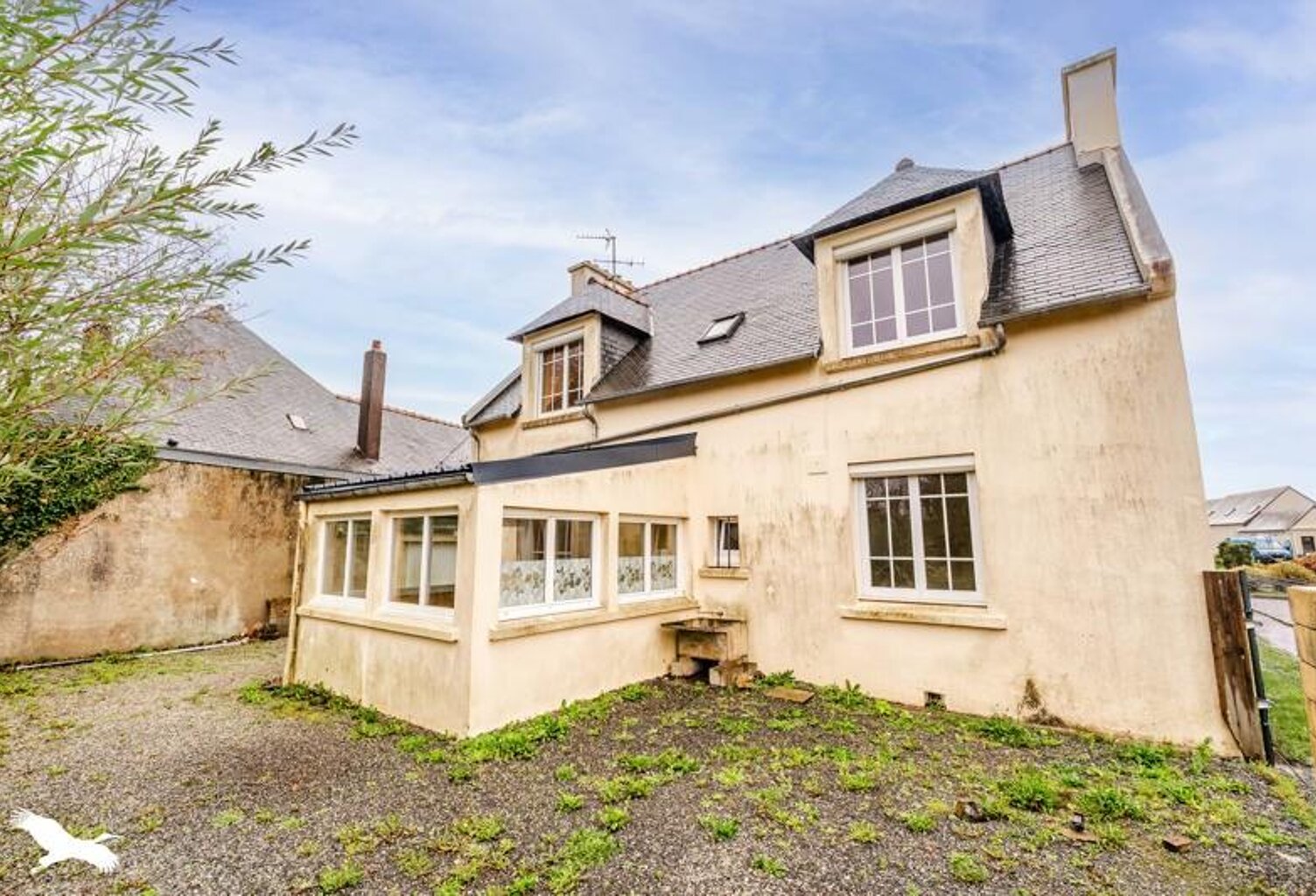 Maison en pierre de 7 pièces principales — photo 1