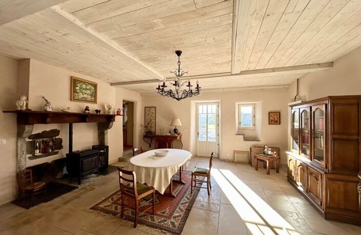 Villa de 7 pièces principales — photo 2