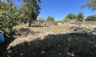Terrain  1473 m² à vendre à La Rochefoucauld-en-Angoumois (16110)