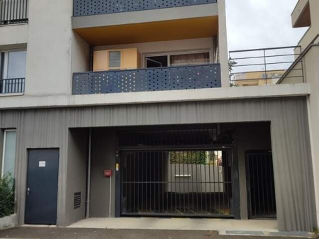 Garage à Villeurbanne — photo du bien