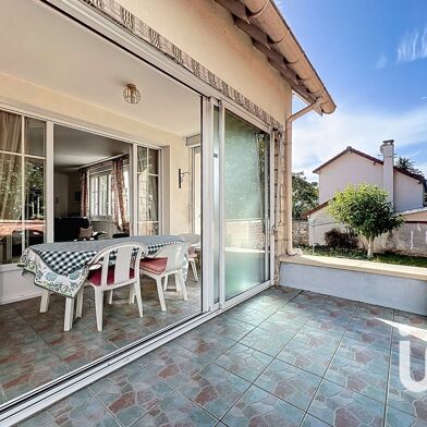Maison 6 pièces 399000 €