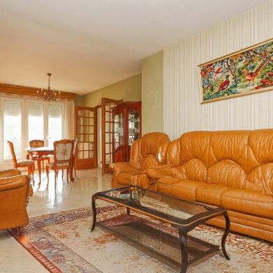 Maison 5 pièces 299697 €