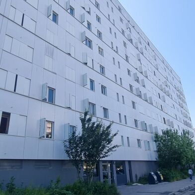 Appartement 4 pièces 132000 €