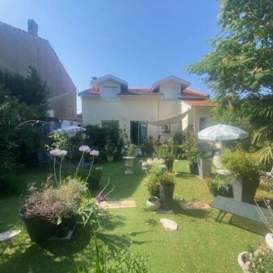 Maison 5 pièces 649000 €