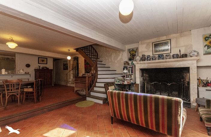 Maison en pierre de 9 pièces principales — photo 3