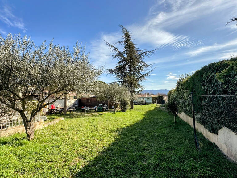 A Vendre Terrain constructible 532 m2, 2 logements au calme, très proche du centre — photo 1