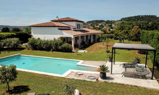 Maison 6 Pièces 200 m² à vendre à Meyreuil (13590)