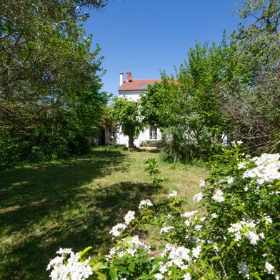 Maison 10 pièces 650000 €