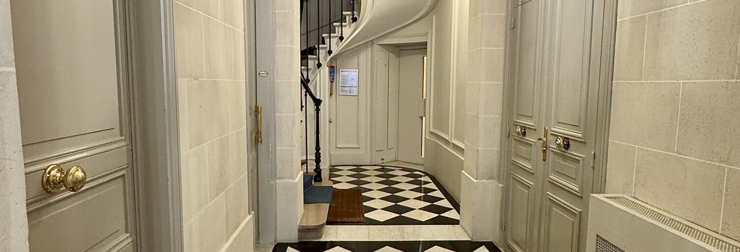 Appartement 1 Pièce 26 m² à vendre à Paris 7 (75007)