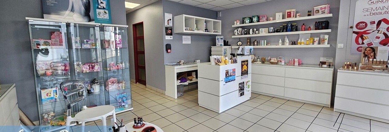 Commerce  70 m² à vendre à Puiseaux (45390)