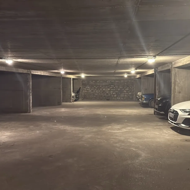 Garage  25000 €