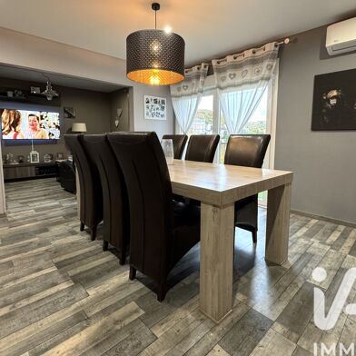 Appartement 5 pièces 215000 €