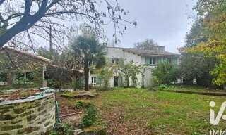 Maison 5 Pièces 176 m² à vendre à Saint-Étienne-du-Bois (85670)