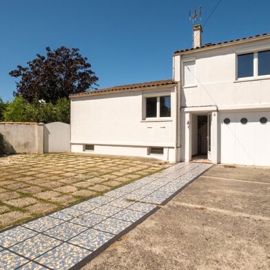 Maison 5 pièces 323000 €