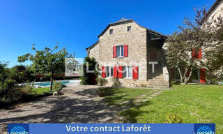 Maison 10 Pièces 250 m² à vendre à Sauveterre-de-Rouergue (12800)