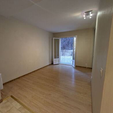 Appartement 2 pièces 495 €