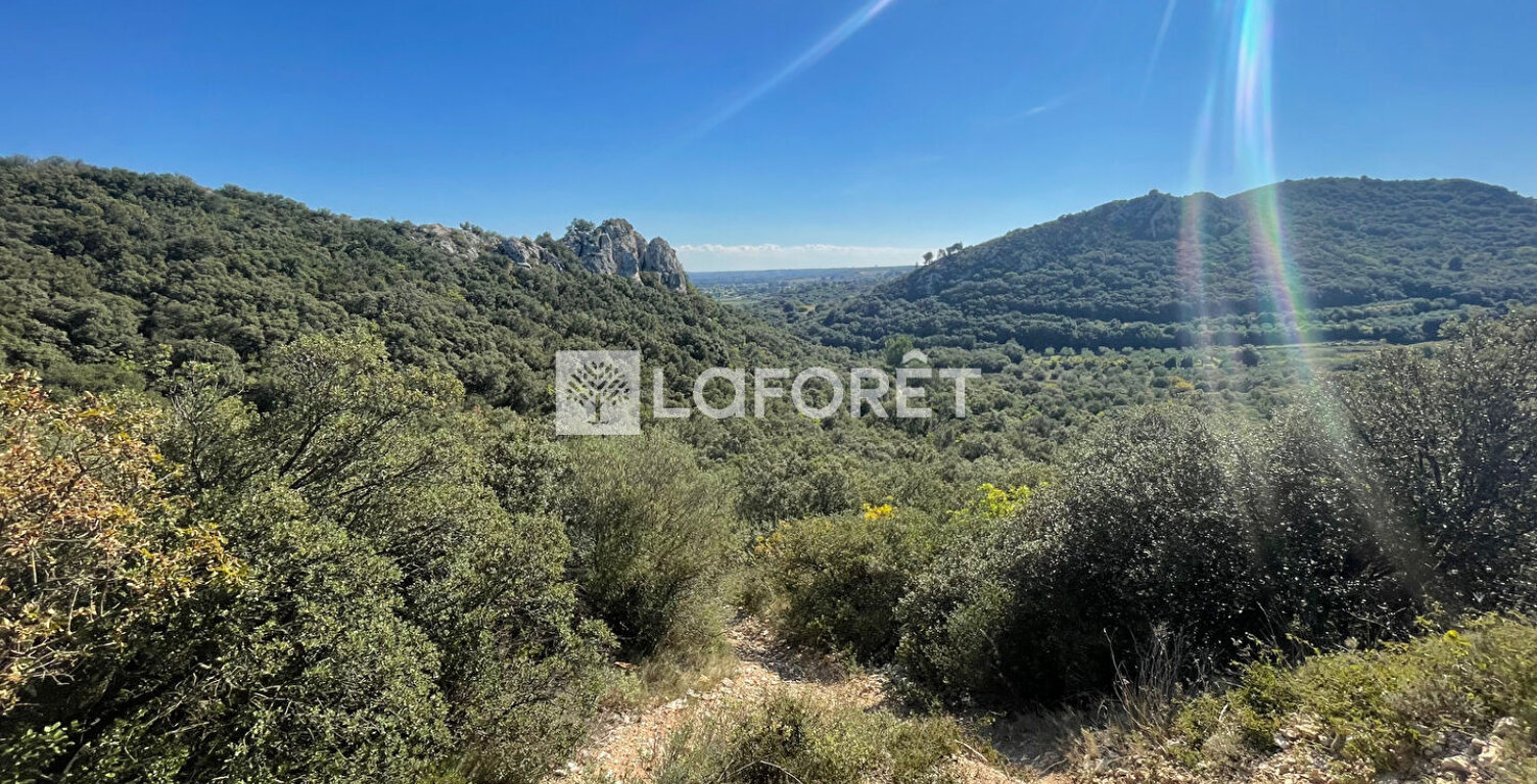 Terrain Saint-Bonnet-du-Gard 11260 m² — photo 1