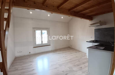 Appartement Bédarrides avec balcon — photo du bien