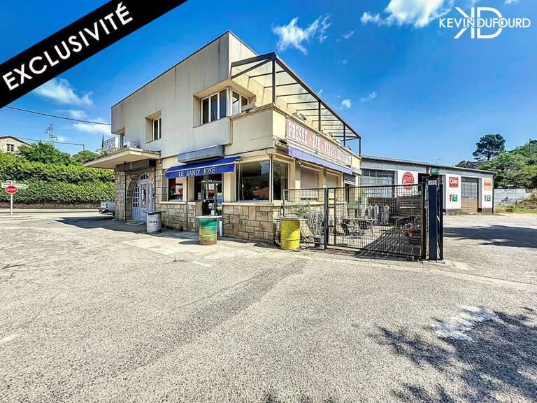 Immeuble de 390m² à LABEGUDE — photo 1