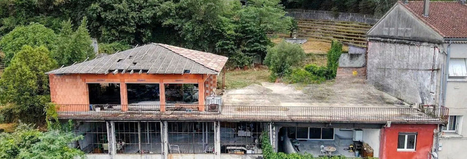 Immeuble  200 m² à vendre à Vals-les-Bains (07600)