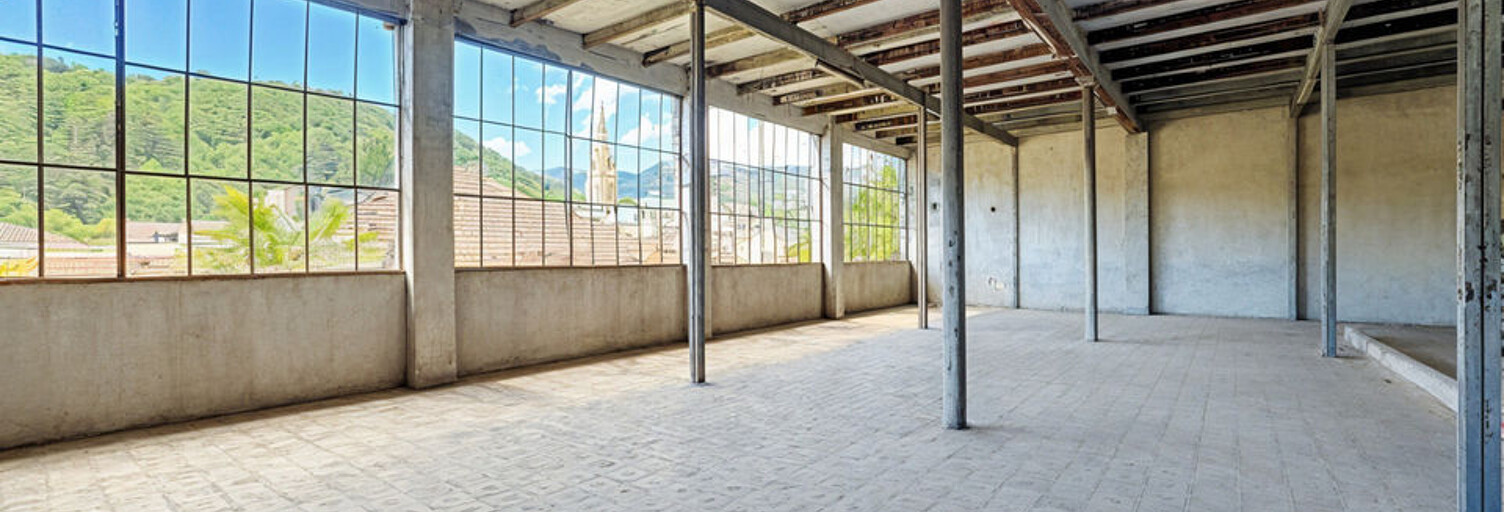 Immeuble  200 m² à vendre à Vals-les-Bains (07600)