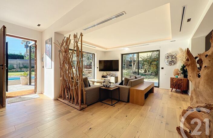Vente maison 5 pièces 125 m² Mougins (06250) — photo 3