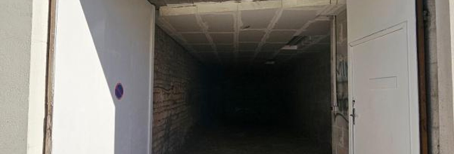 Commerce  42 m² à louer à Bords (17430)