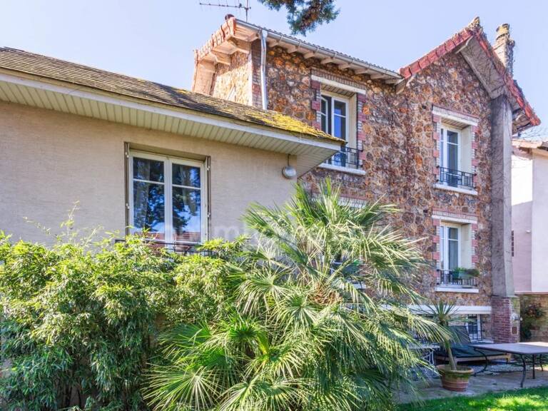 SARTROUVILLE (78500) - MAISON FAMILIALE - 4 CHAMBRES - JARDIN - RER SARTROUVILLE — photo 1