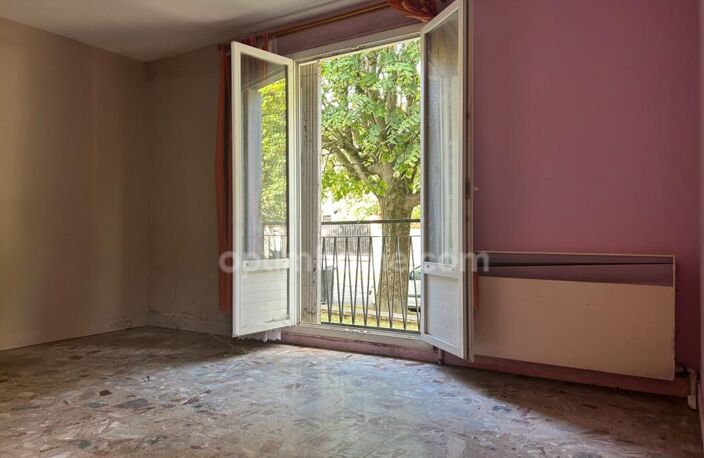 SAINT MAUR DES FOSSÉS (94210) - STUDIO A RENOVER - CALME - CAVE — photo 2