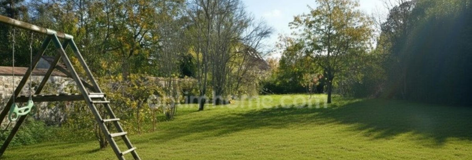 Terrain  1261 m² à vendre à Magny-les-Hameaux (78114)