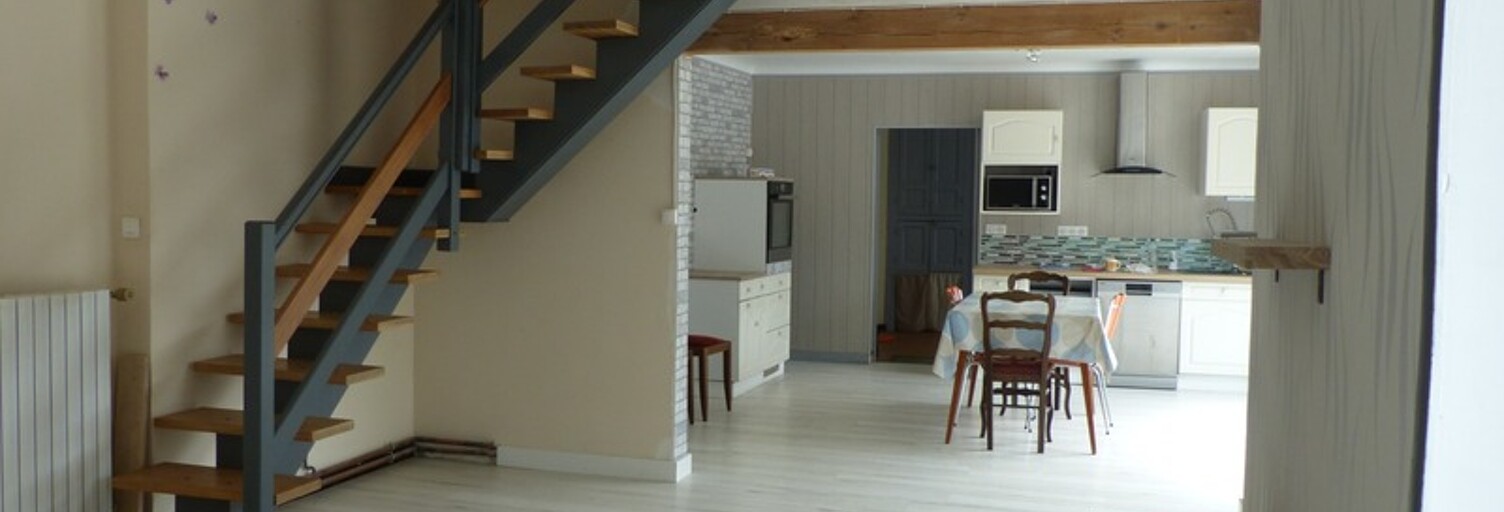 Maison 9 Pièces 202 m² à vendre à Gourgé (79200)