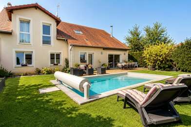 Maison 8 pièces 499500 €