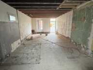 PLOMBIERES LES DIJON PLATEAU VIABILISE DE 43 M2 AVEC PARKING ET TERRASSE — photo 2