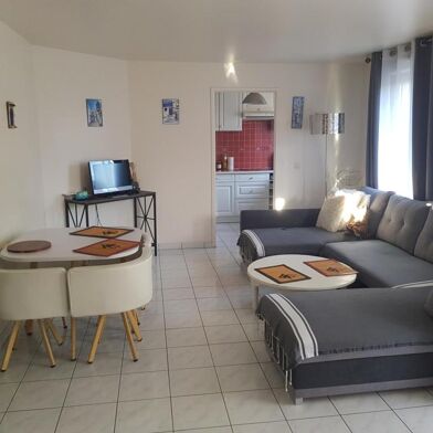Appartement 2 pièces 863 €