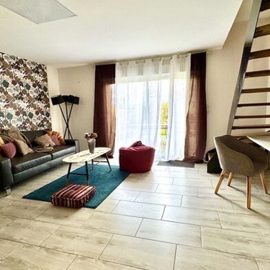 Appartement 3 pièces 995 €