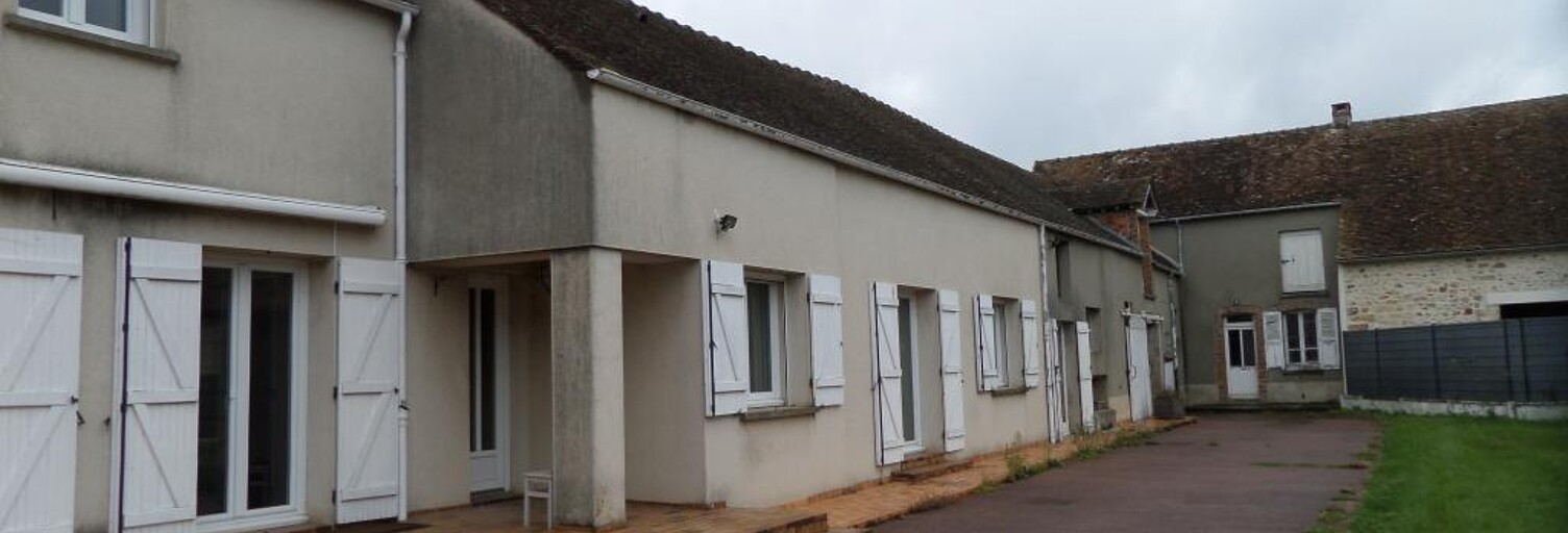 Maison 5 Pièces 145 m² à louer à La Grande-Paroisse (77130)