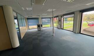 Bureau  363 m² à louer à Quimper (29000)