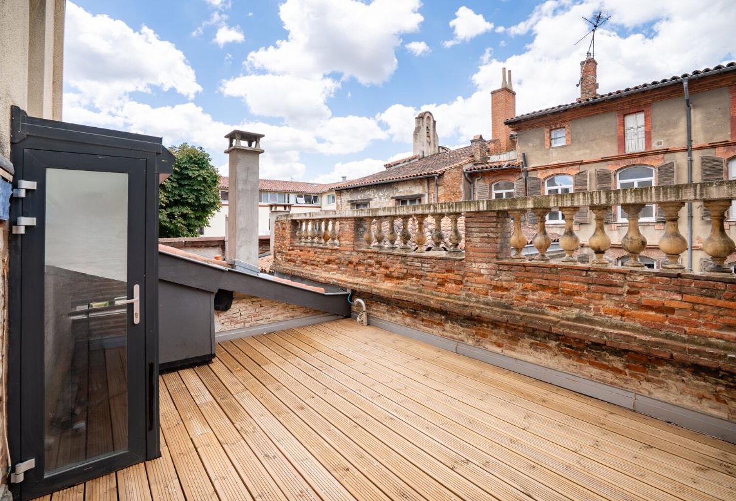Chartreuse de caractère, quartier des Carmes 95m2 et 18m2 de terrasse — photo 1