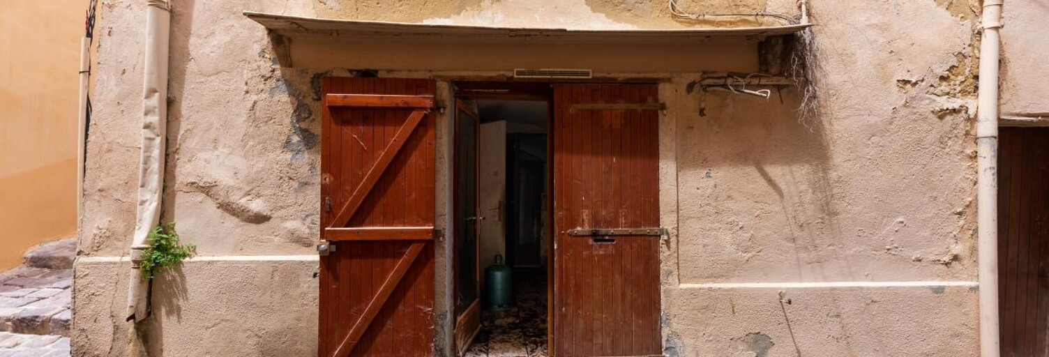 Commerce  23 m² à vendre à Hyères (83400)