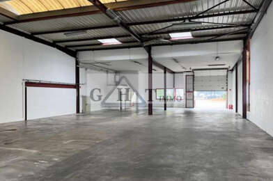 Local industriel  10436 €