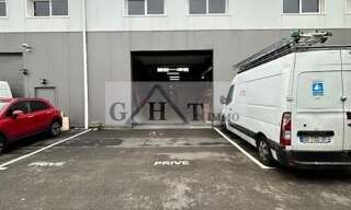 Local industriel  457 m² à louer à Brie-Comte-Robert (77170)