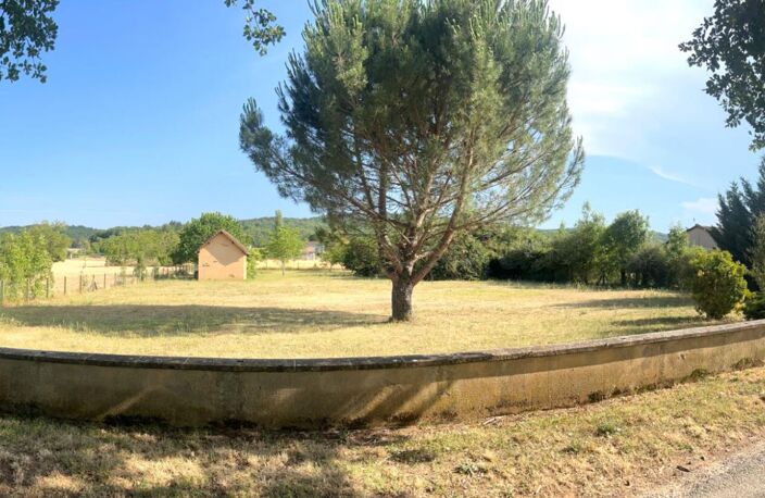 Terrain à bâtir à Cubjac de 2040 m² — photo 2