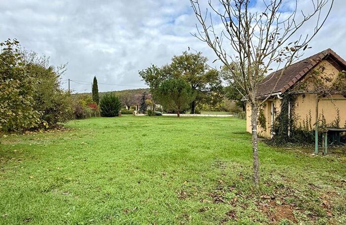 Terrain à bâtir à Cubjac de 2040 m² — photo 5