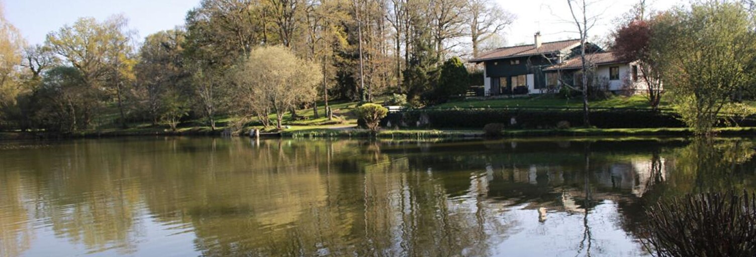 Maison 10 Pièces 200 m² à vendre à Chabrac (16150)